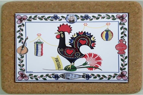 Azulejo com cortiça (sem corda) decorado Galo de Barcelos 15x20cm