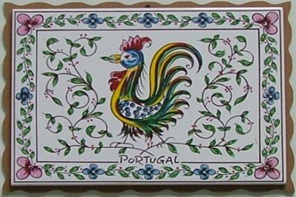 Azulejo com madeira decorado Galo de Águeda colorido 15x20cm